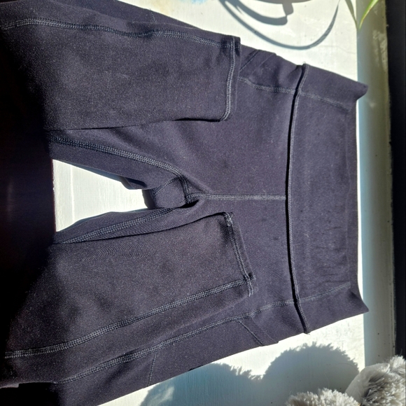 🖤5/$25🐝 Girls Black Leggings Sz M(8) Athletic Pants All in Motion - Picture 1 of 3